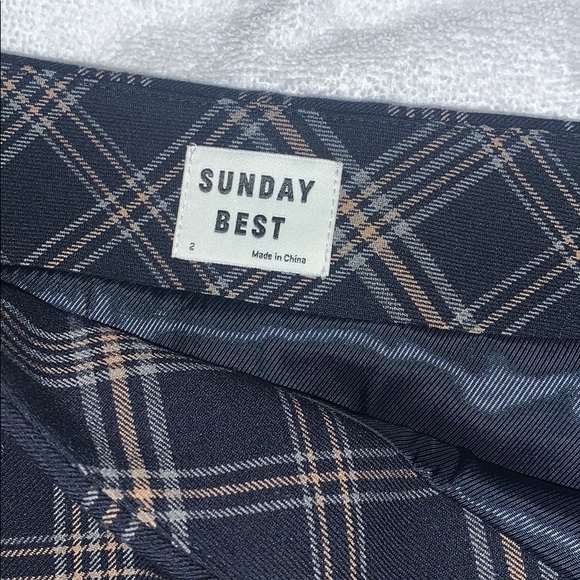 ARITZIA Sunday Best Skirt - Picture 3 of 3